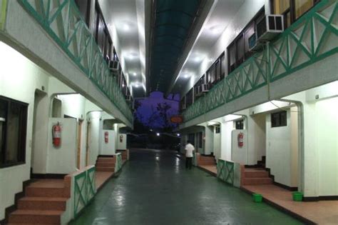 Elison Hotel .